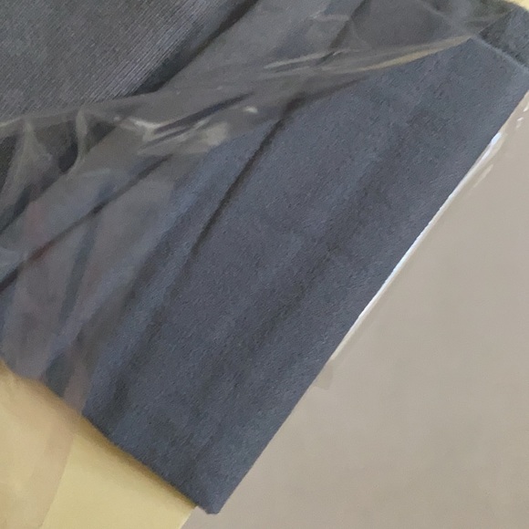 {NWT} Donna Karan New York | Comfort Toners Matte Suede Opaque Pale Grey (M) - Picture 9 of 12